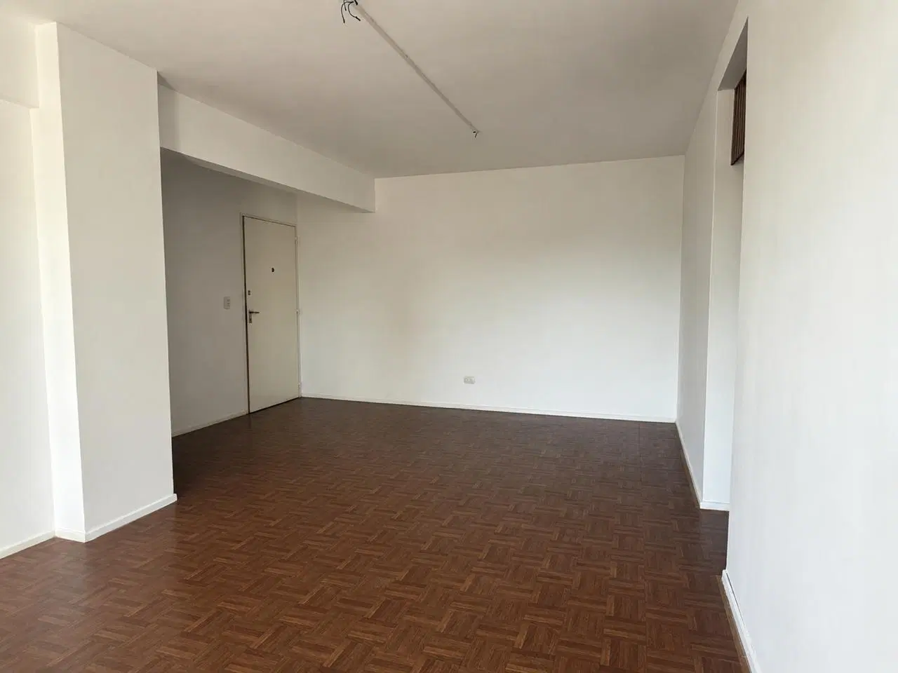 Alquiler Departamento 3 ambientes con balcón y excelente vista- Villa Raffo 1