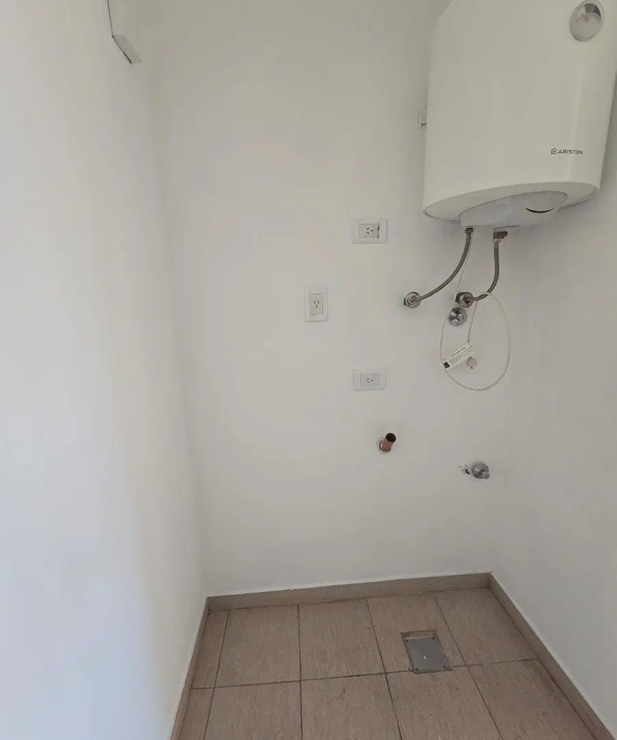 Departamento de un ambiente en alquiler 4