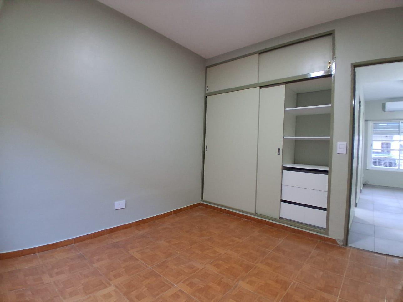 Foto de Alquiler PH de 3 ambientes, con cochera y patio en Sáenz Peña, imagen 5