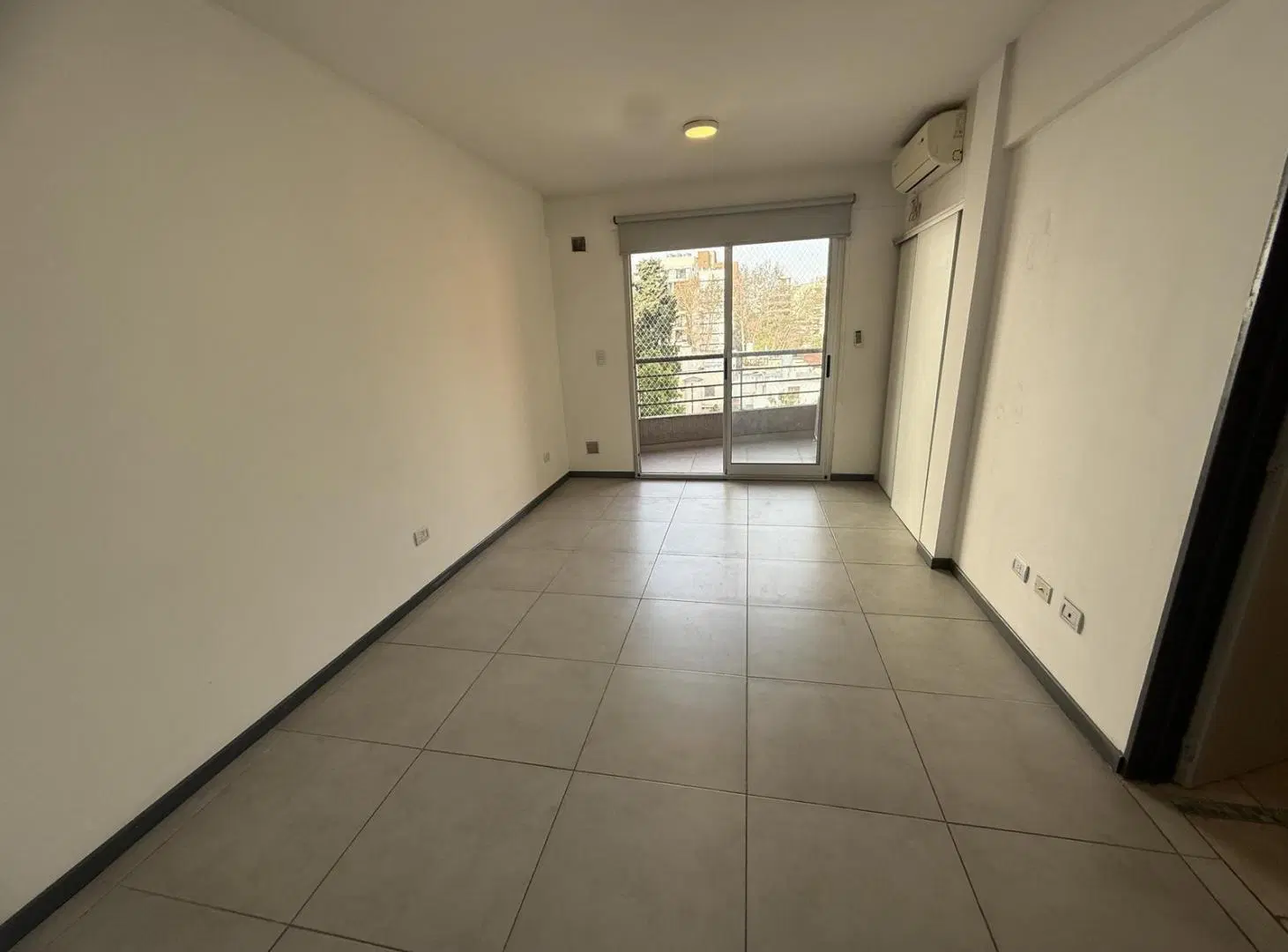 Alquiler Departamento monoambiente, en Villa Sáenz Peña 1