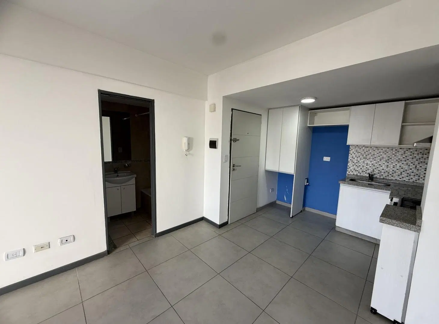Alquiler Departamento monoambiente, en Villa Sáenz Peña 3