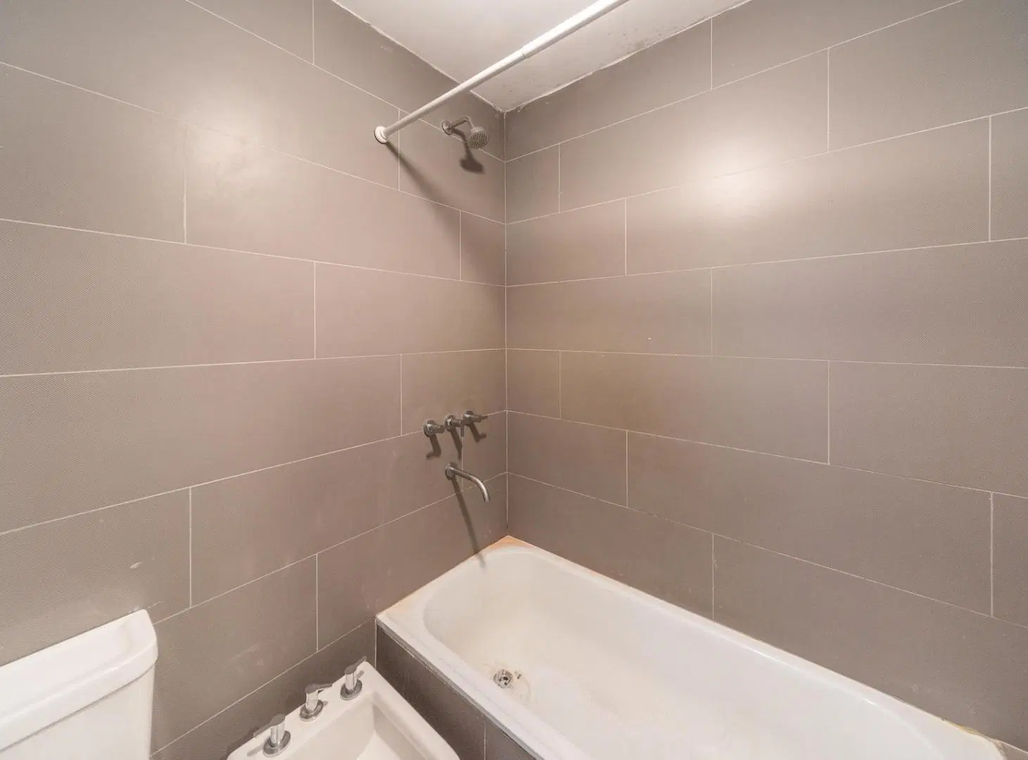 Departamento dos ambientes en venta en Chilavert 8
