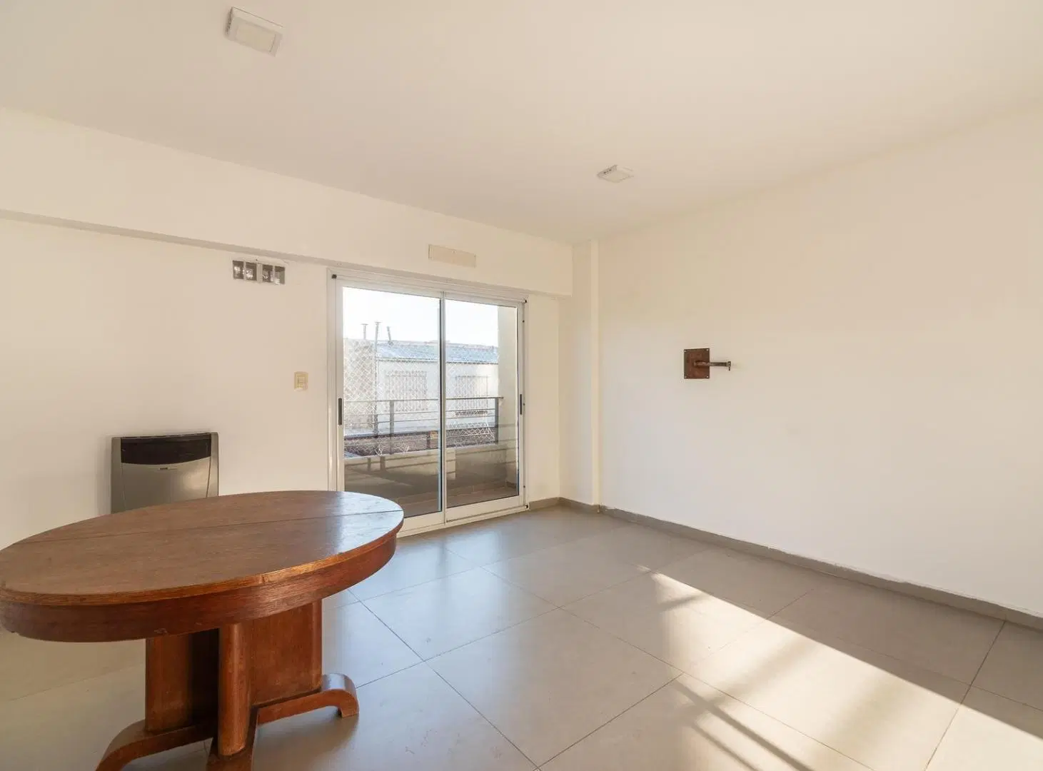 Departamento dos ambientes en venta en Chilavert 1