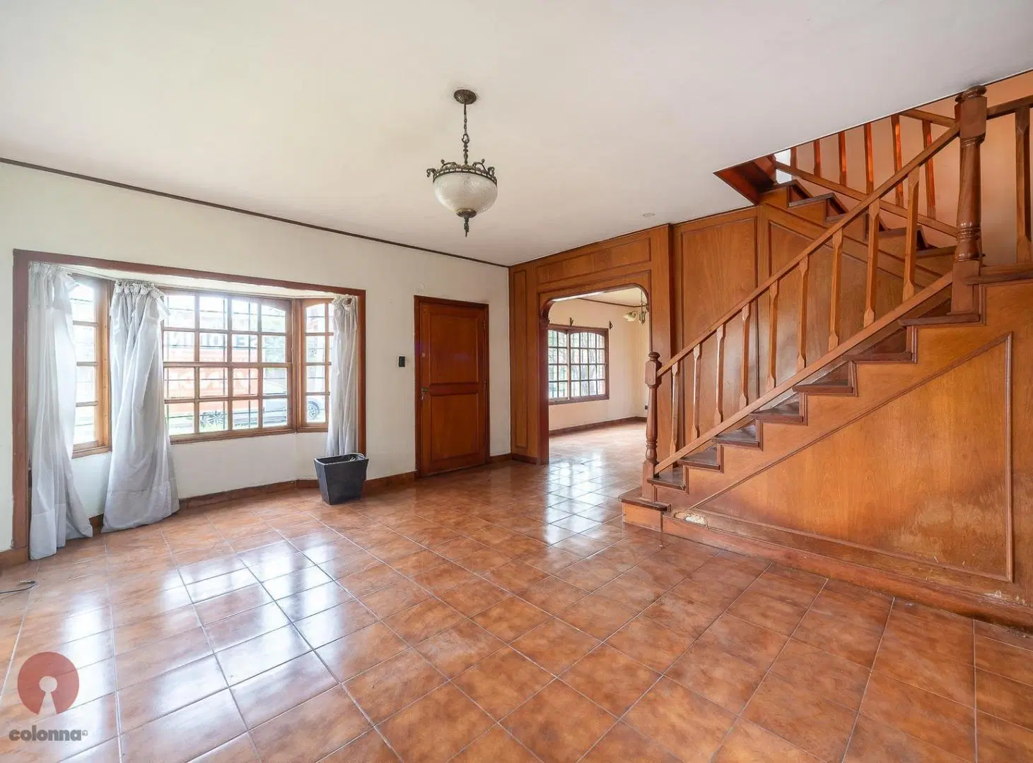 Casa seis ambientes en venta en Barrio Parque Bernal 5