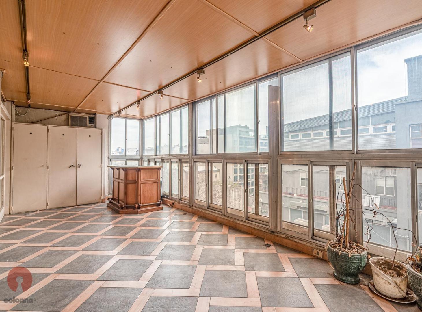 Foto de Venta departamento 4/5 ambientes con dependencia en Recoleta, imagen 3