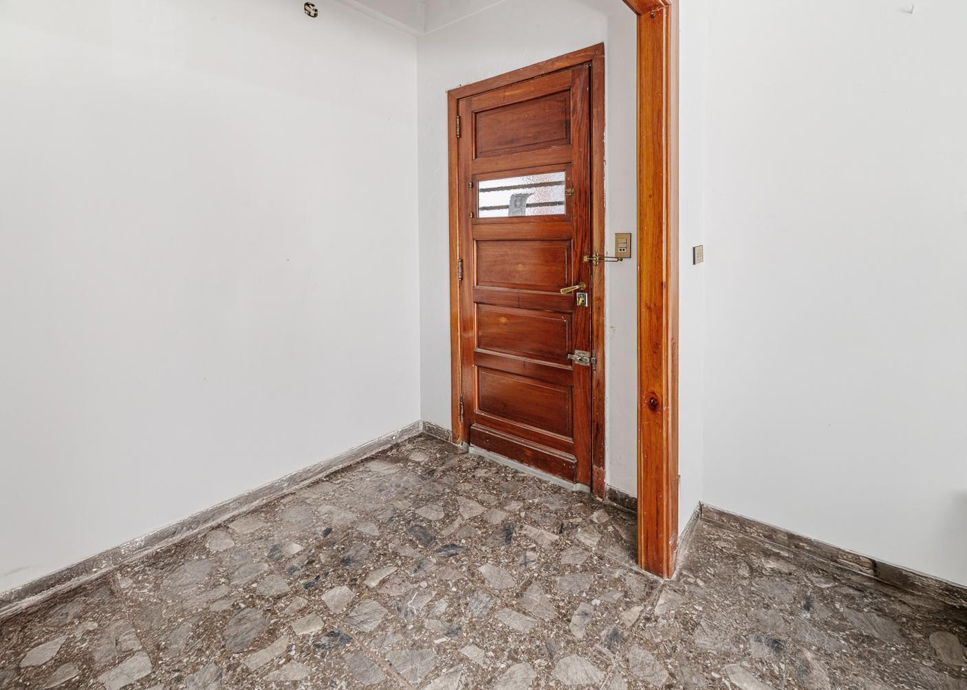 Foto de PH 5 ambientes en venta en Villa Santa Rita, imagen 1