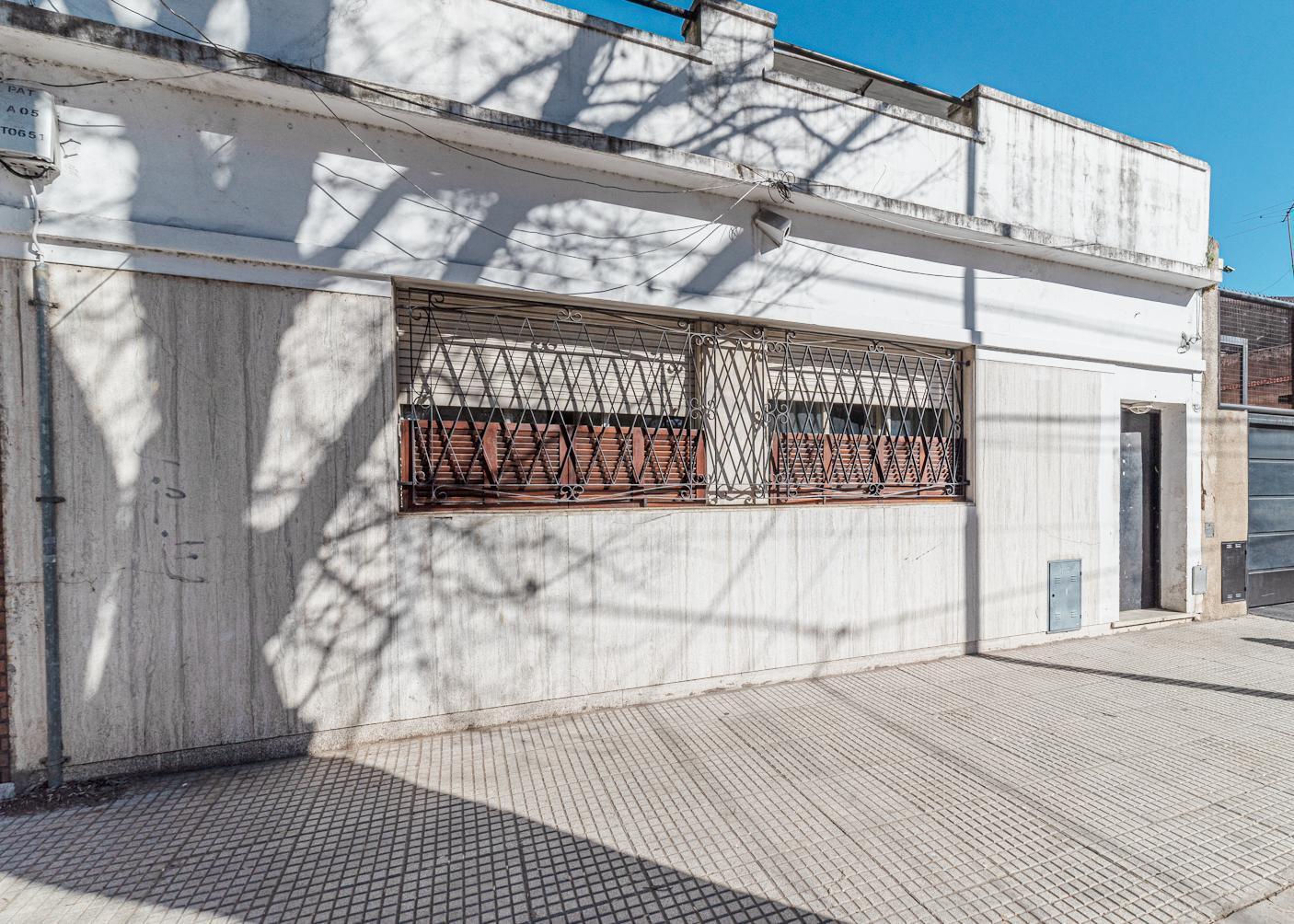 Foto de PH 5 ambientes en venta en Villa Santa Rita, imagen 3