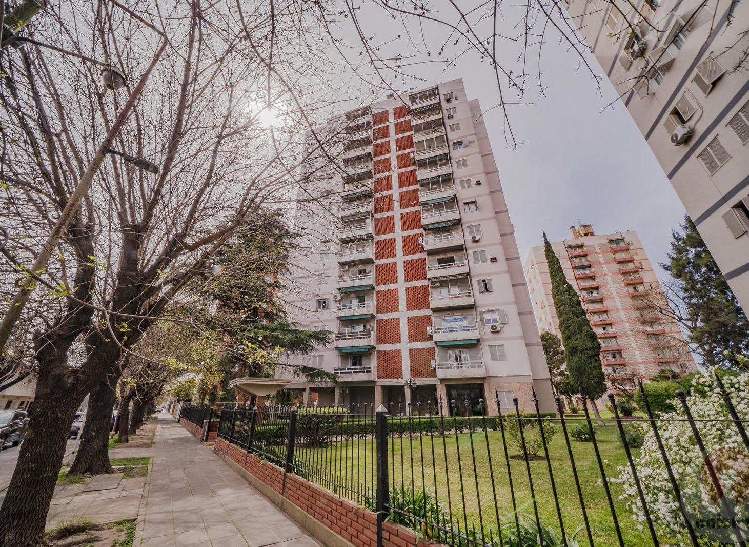 Departamento de 4 ambientes en venta en Villa Raffo