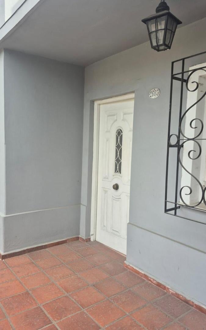 Foto de Alquiler Casa 4 ambientes en Caseros, imagen 3