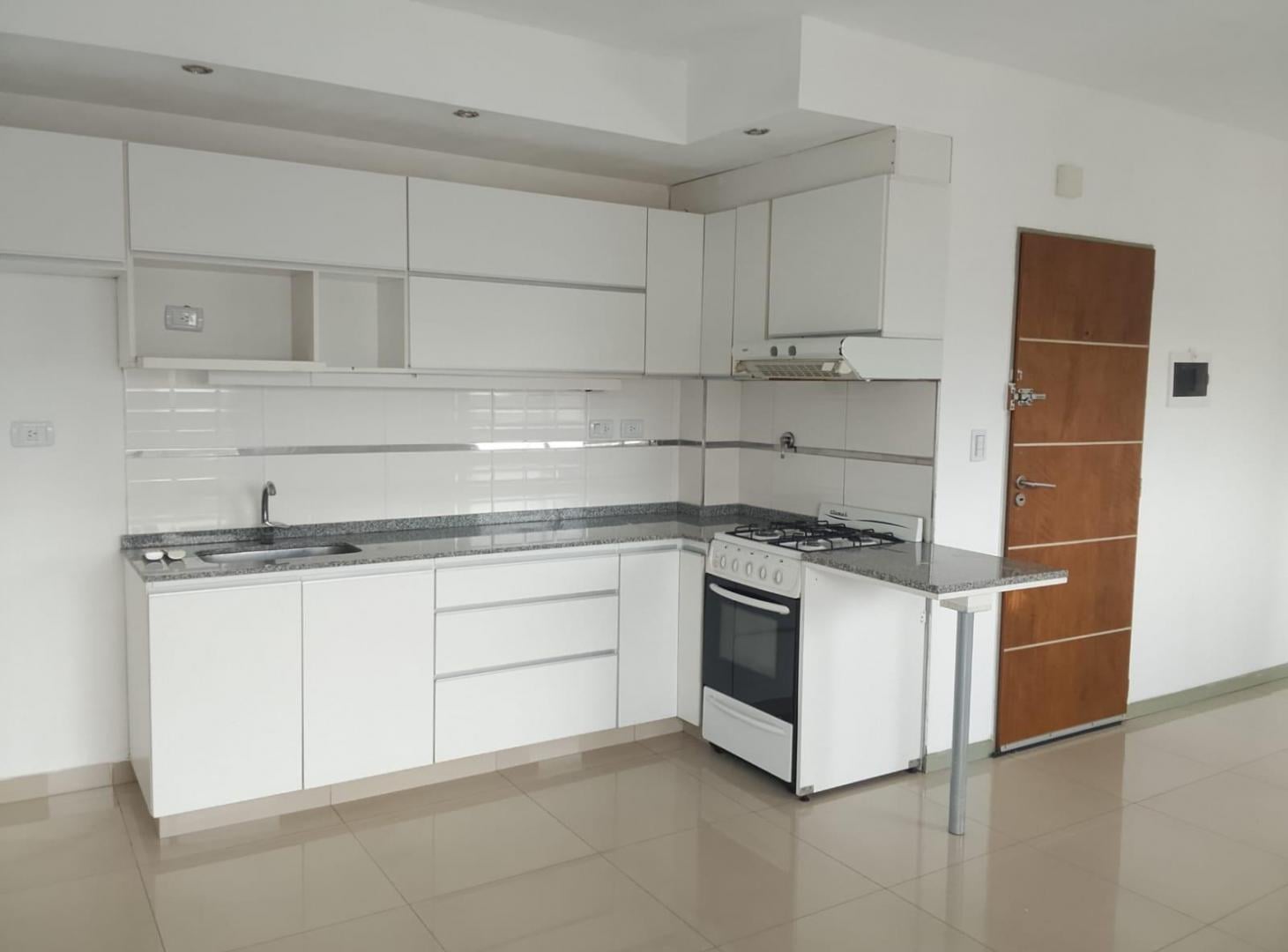 Foto de Alquiler Departamento 3 ambientes en Sáenz Peña, imagen 5