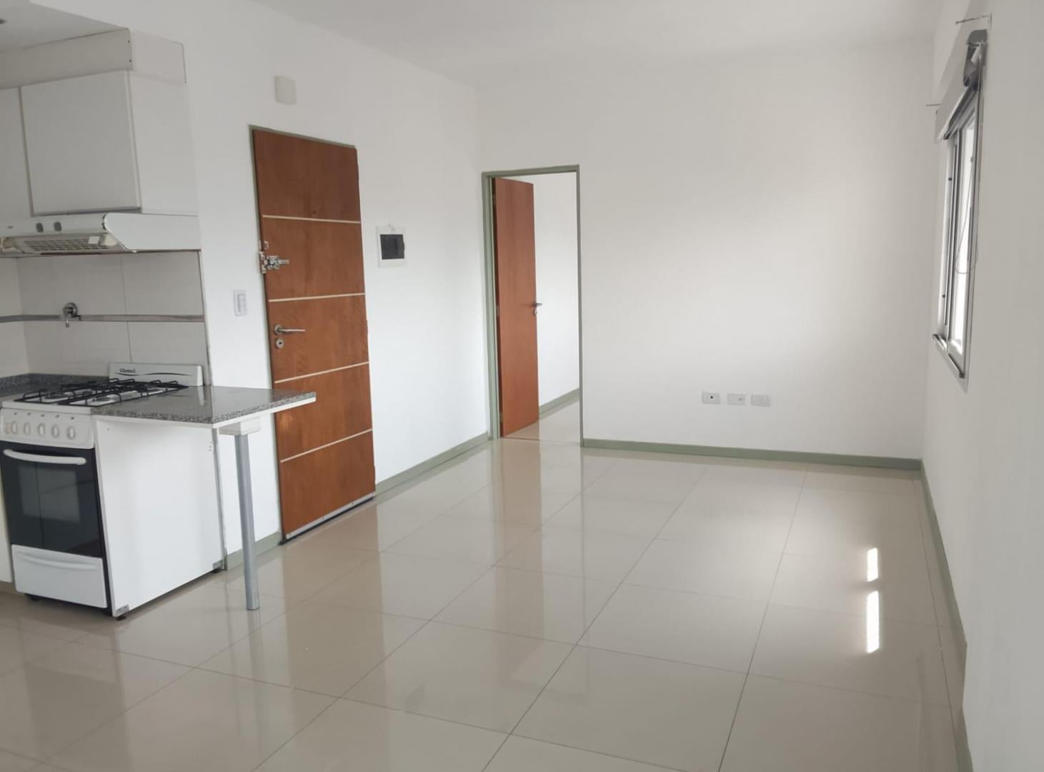 Foto de Alquiler Departamento 3 ambientes en Sáenz Peña, imagen 2