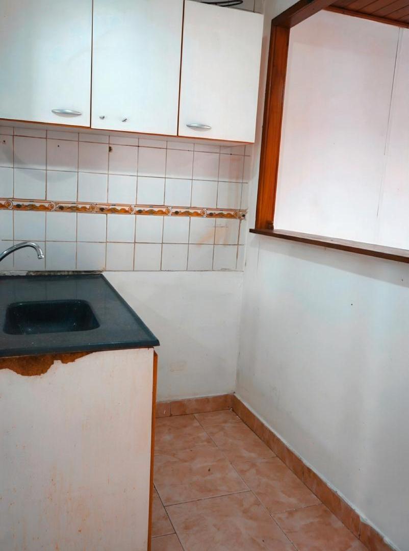 Foto de PH 3 ambientes venta en Villa Raffo, imagen 4