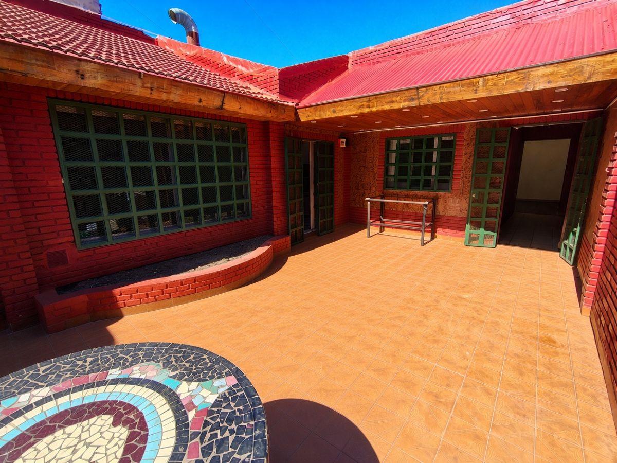 Foto de HERMOSA CASA GARAGE Y PARRILLA, imagen 3