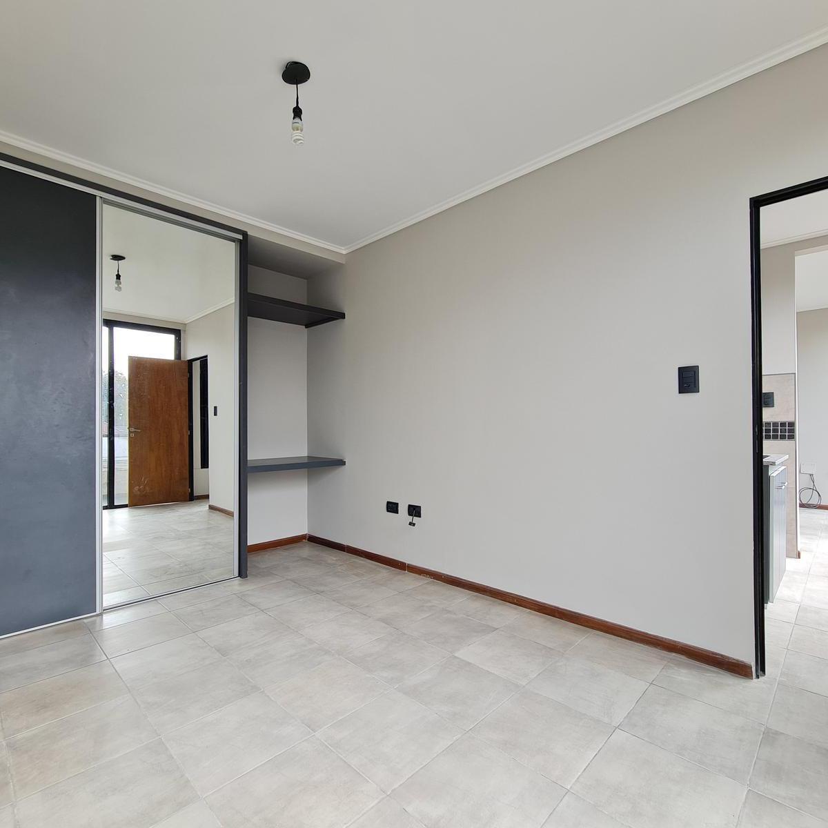 Super Luminoso Gran Balcon un Dormitorio, Incluye Cochera y Buena Renta Ya! 2