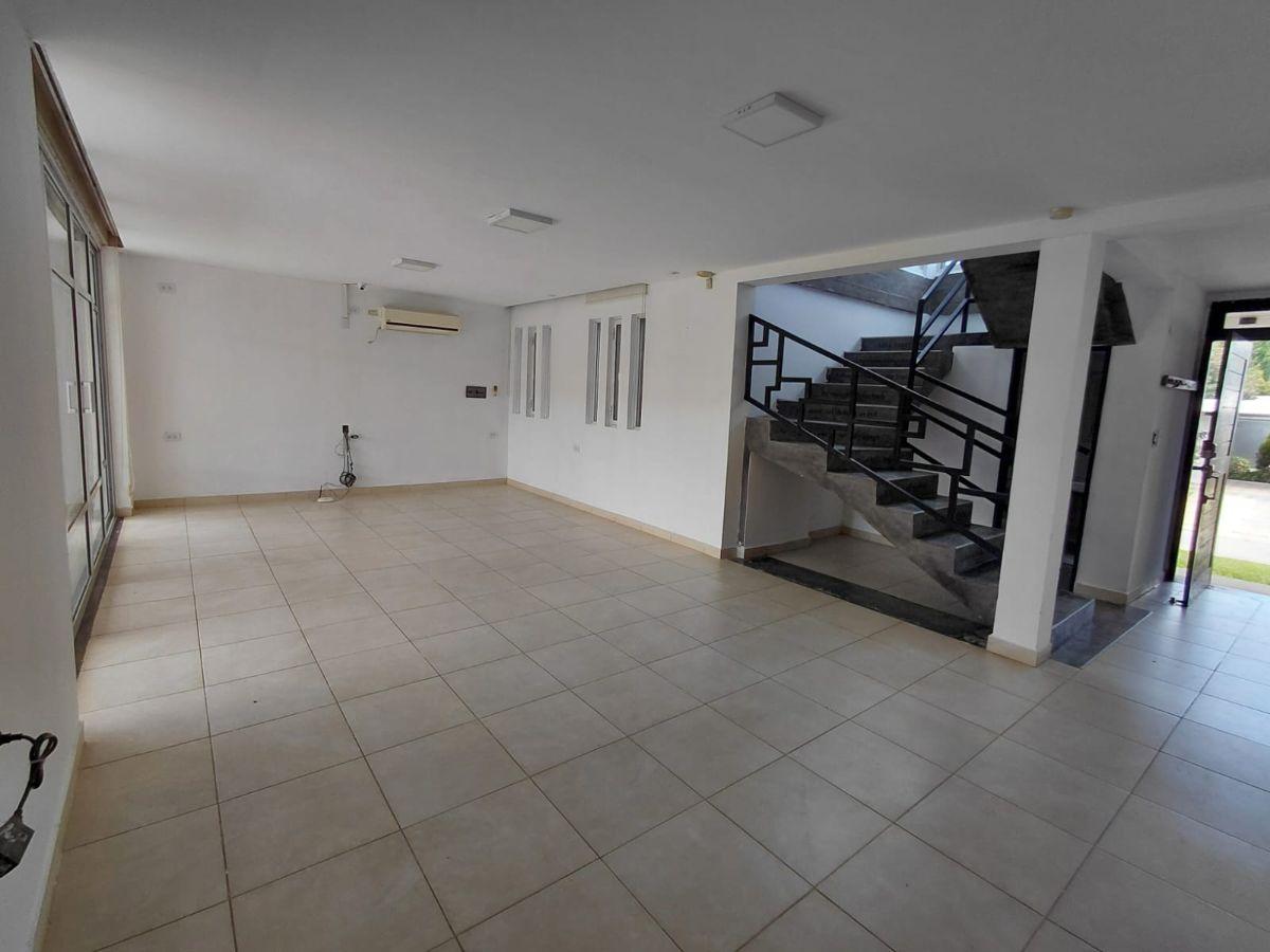 Foto de VENTA CASA 3 DORM, Bº Privado Ayres de Azahares, Av Constitución al, imagen 4