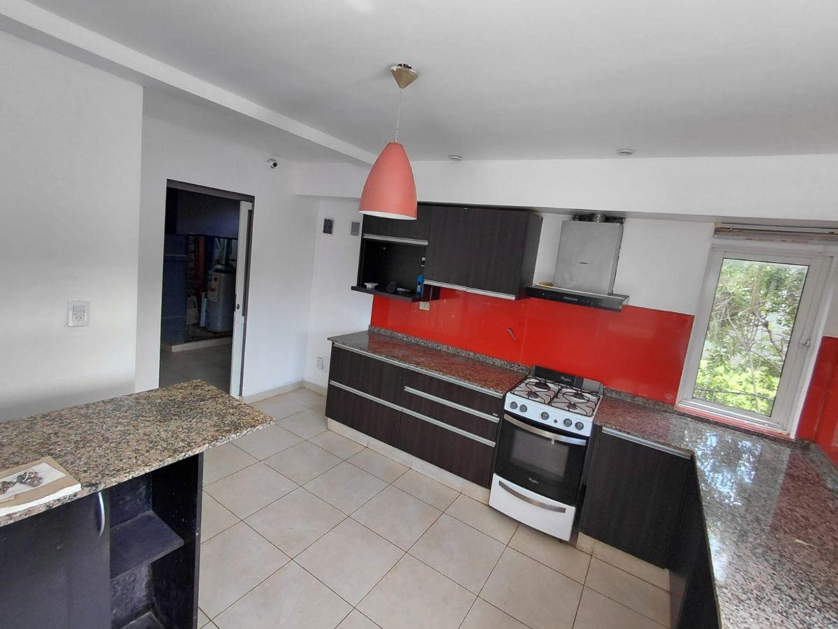 Foto de VENTA CASA 3 DORM, Bº Privado Ayres de Azahares, Av Constitución al, imagen 1