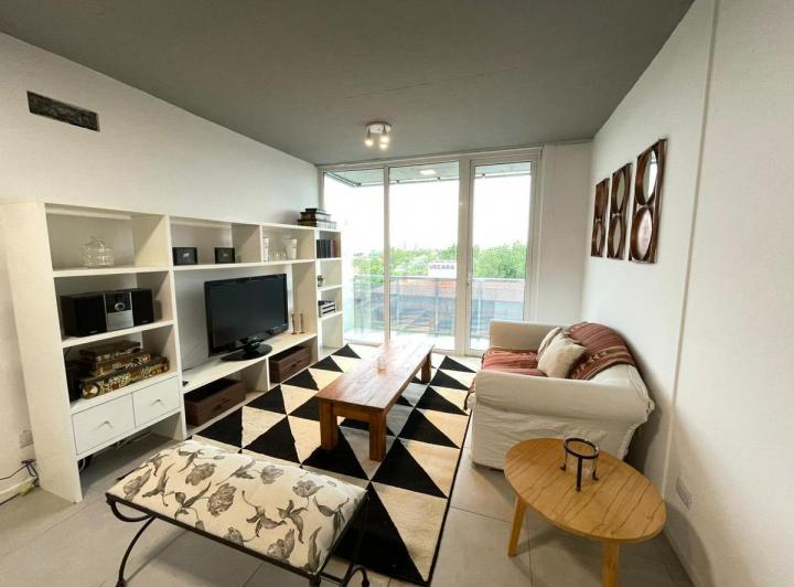 Foto de Amoblado. 2 amb y com de diario, coch cub. amenities gimnasio y pileta., imagen 2