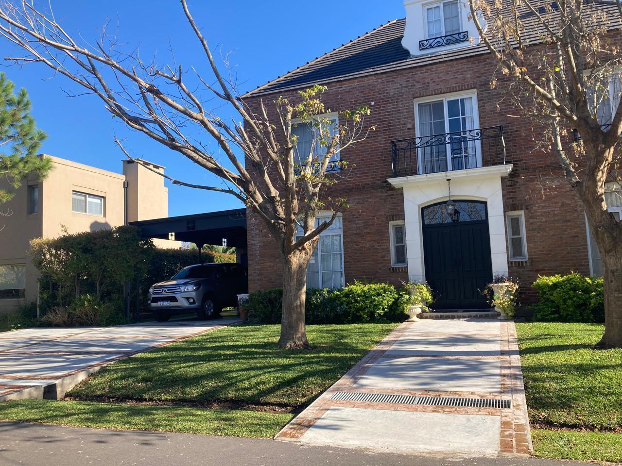 lindisima casa en TALAR DEL LAGO 1, VENTA, 4 DORM, PILETA, DEP