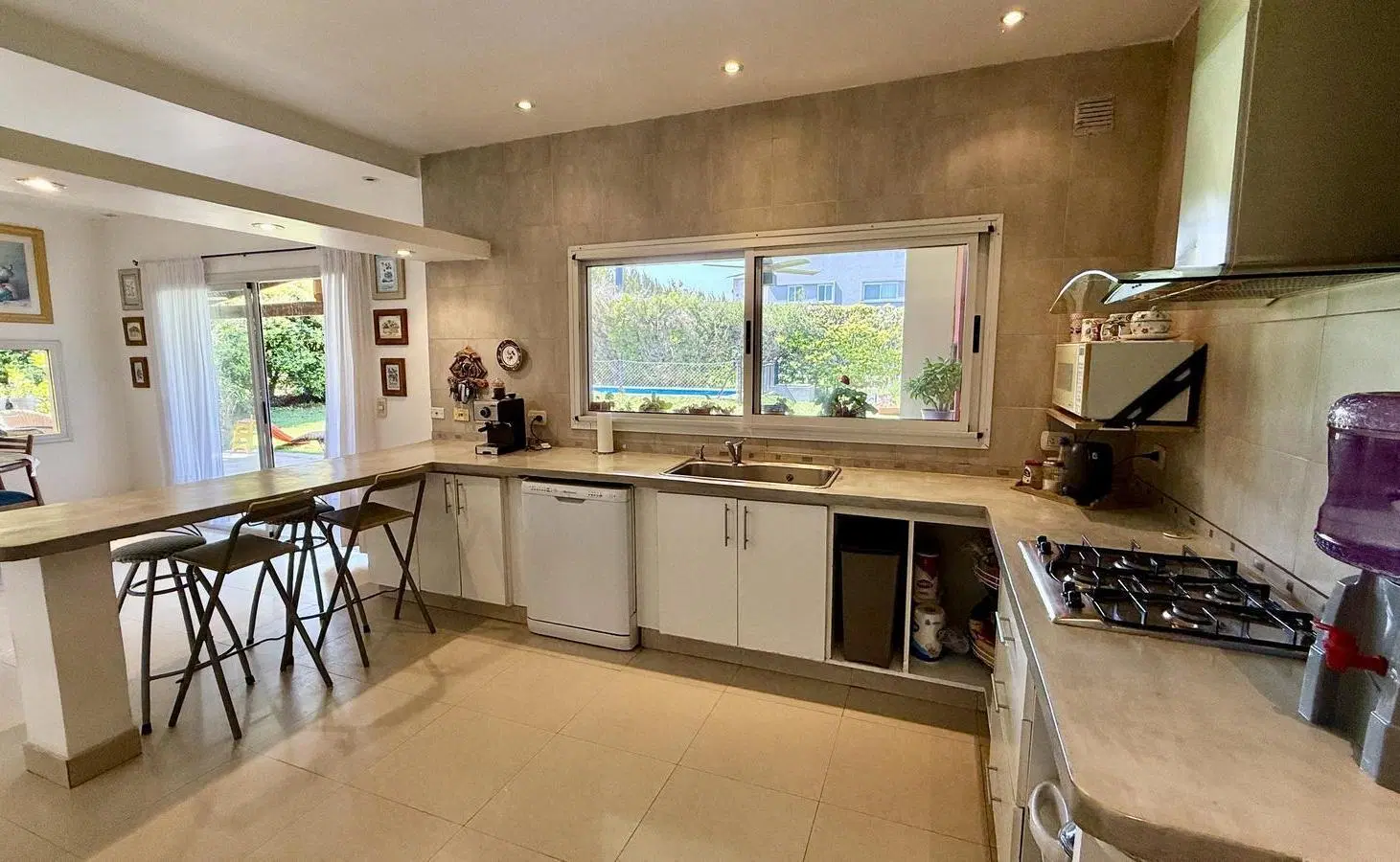 Casa en barrio Talar del lago 1 3