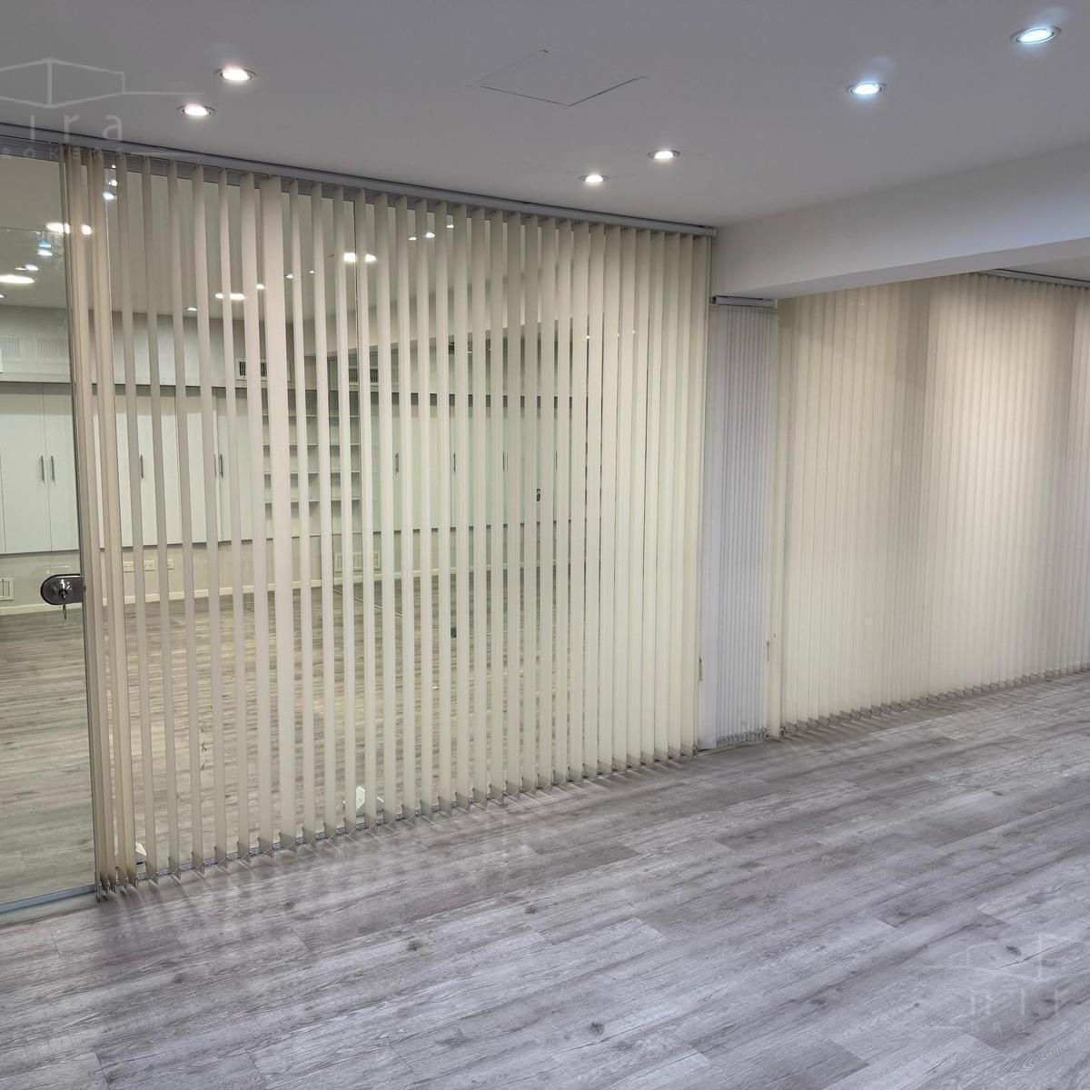 Oficina de Piso Completo con Recepción y Palier Privado en El Centro de La Ciudad 4