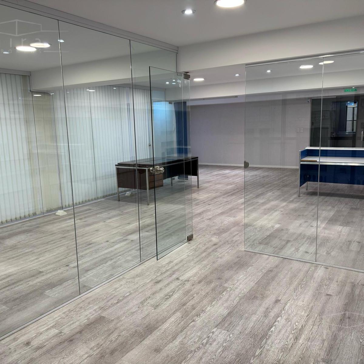 Oficina de Piso Completo con Recepción y Palier Privado en El Centro de La Ciudad 2