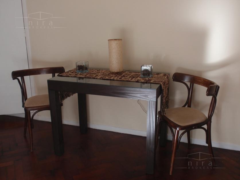 Recoleta Junin y Juncal monoambiente piso 3