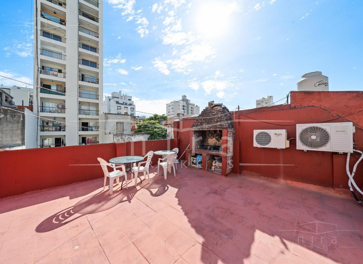 Foto de Venta Ph Apolinario Figueroa 2050 Amplio al fondo con terraza | Sin, imagen 1