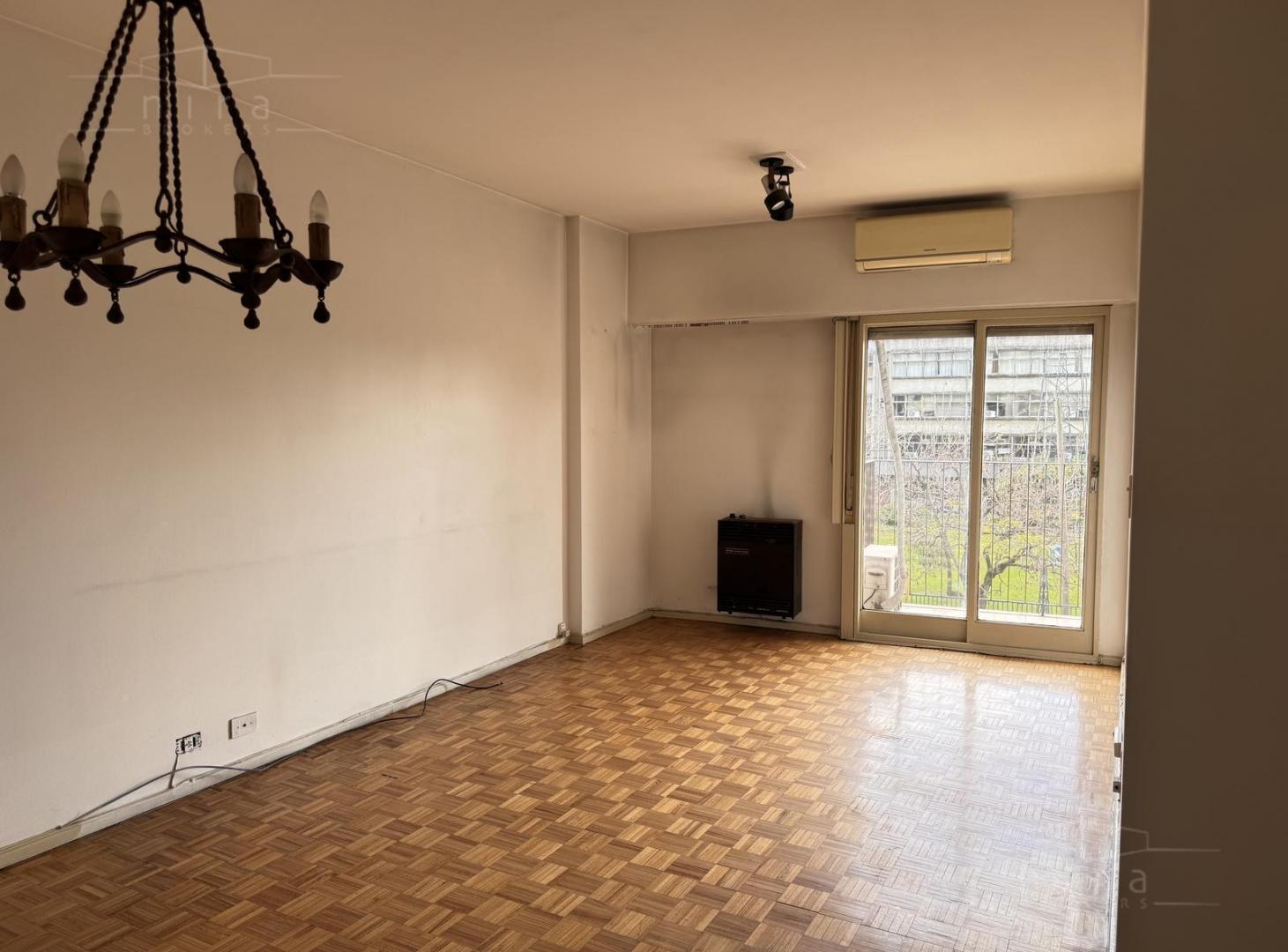 Foto de Departamento 3 ambientes con balcón, cocina independiente y lavadero, imagen 1