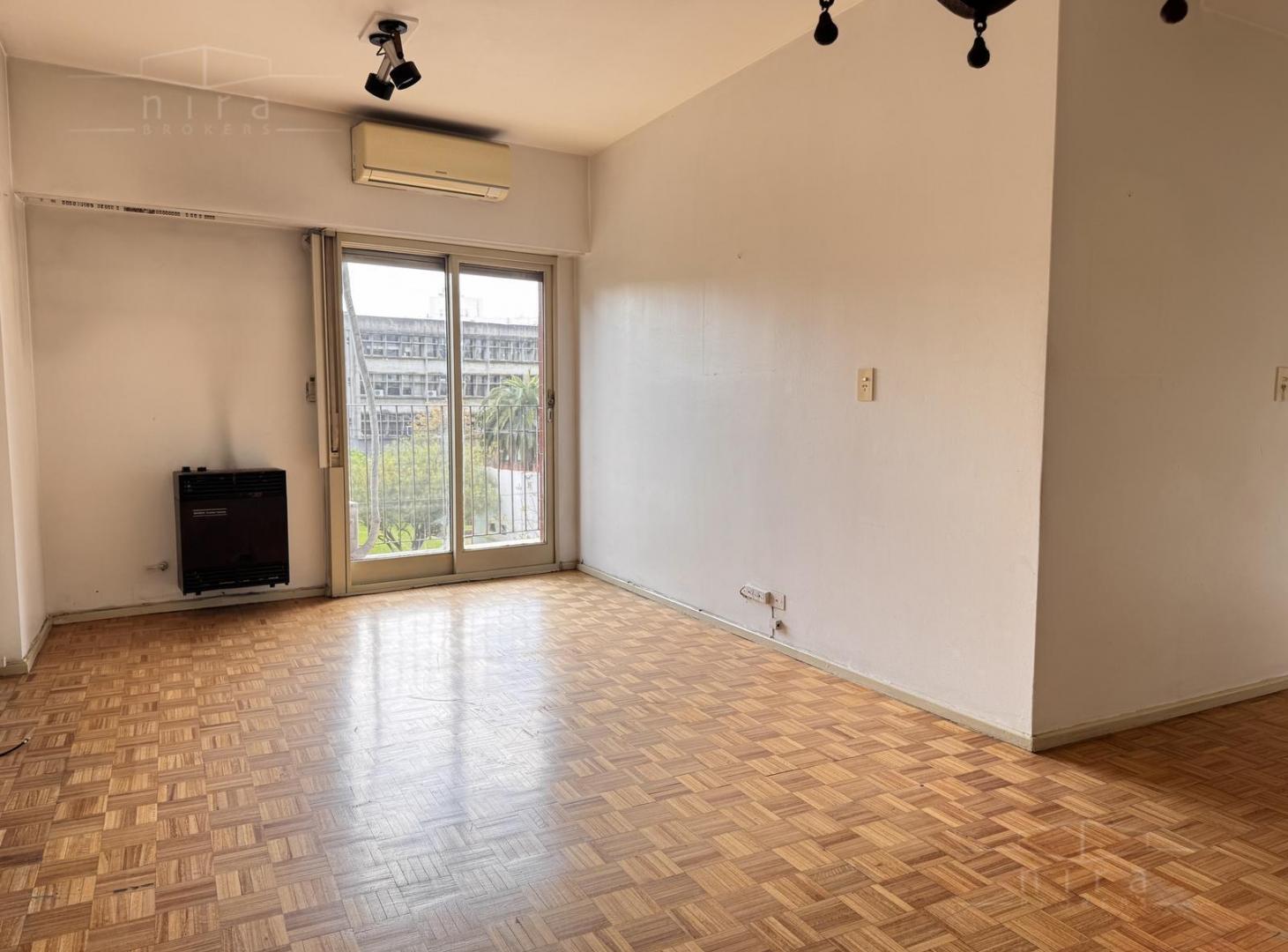 Foto de Departamento 3 ambientes con balcón, cocina independiente y lavadero, imagen 2