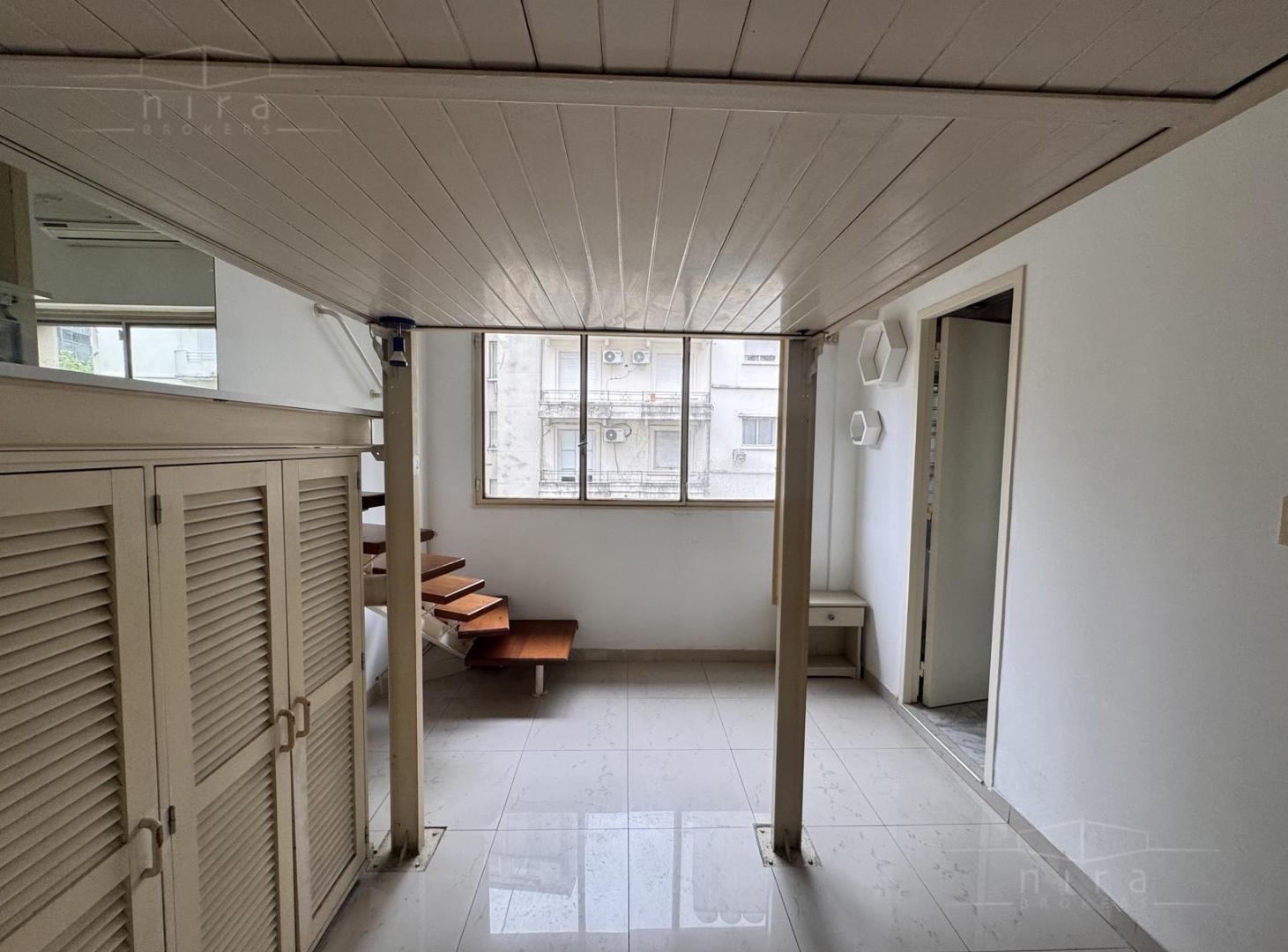 Foto de Departamento en Recoleta Monoambiente con Entrepiso y Baulera, imagen 2