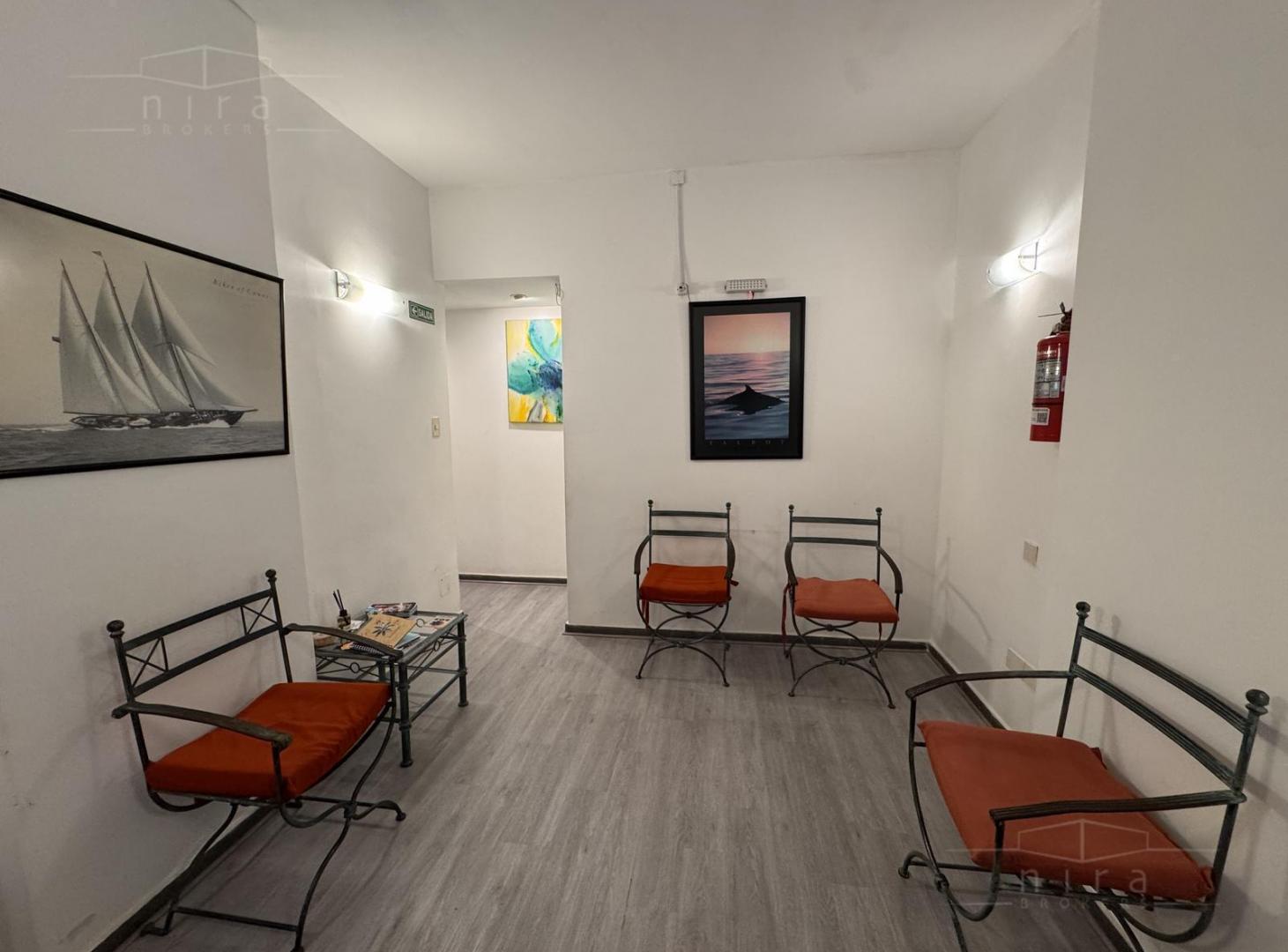 Foto de Departamento PB con jardín propio de mas de 100m² · Apto profesional ·, imagen 4