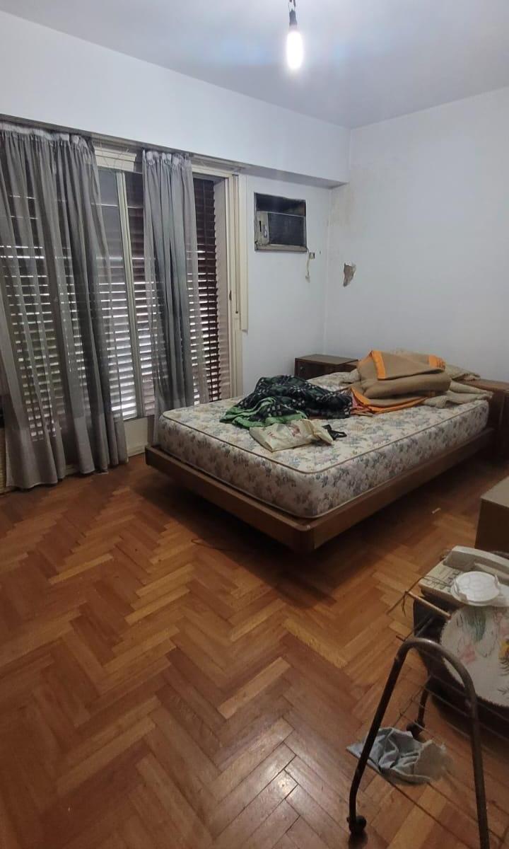 Piso Unico 100 m² Entrada Independiente 4 Amb Bcon y Terraza Propia 5