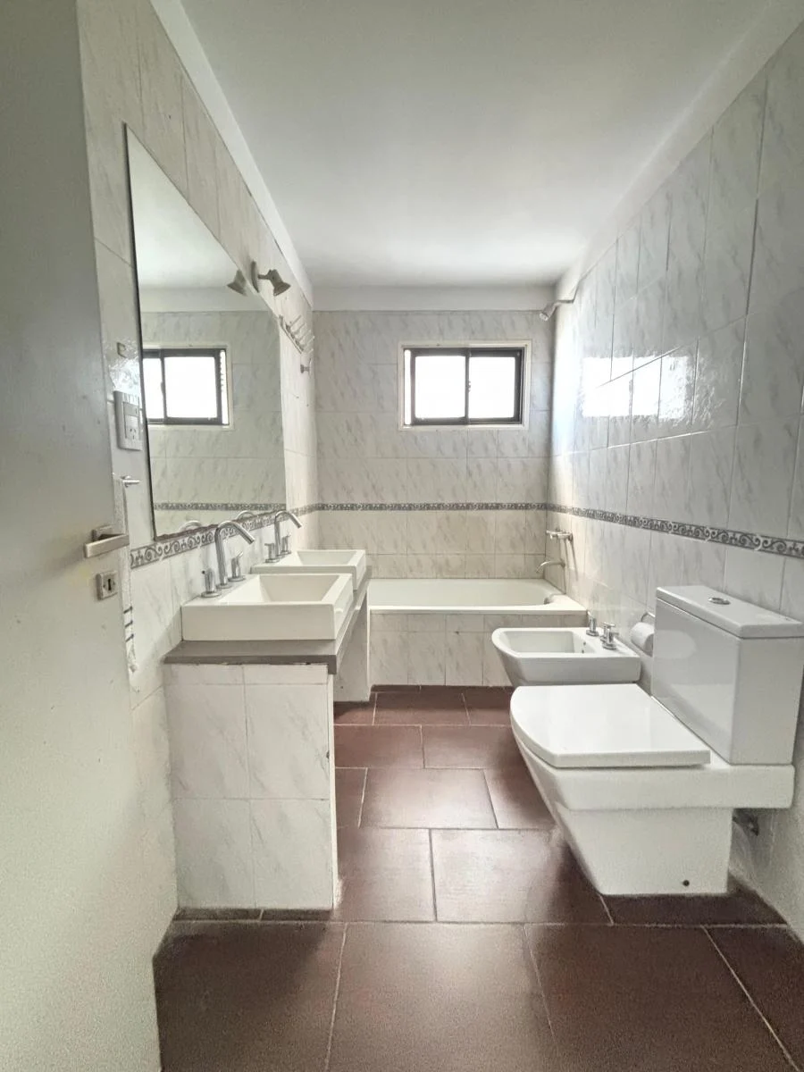 Amplio 4 Amb 90 m² Balcon 1