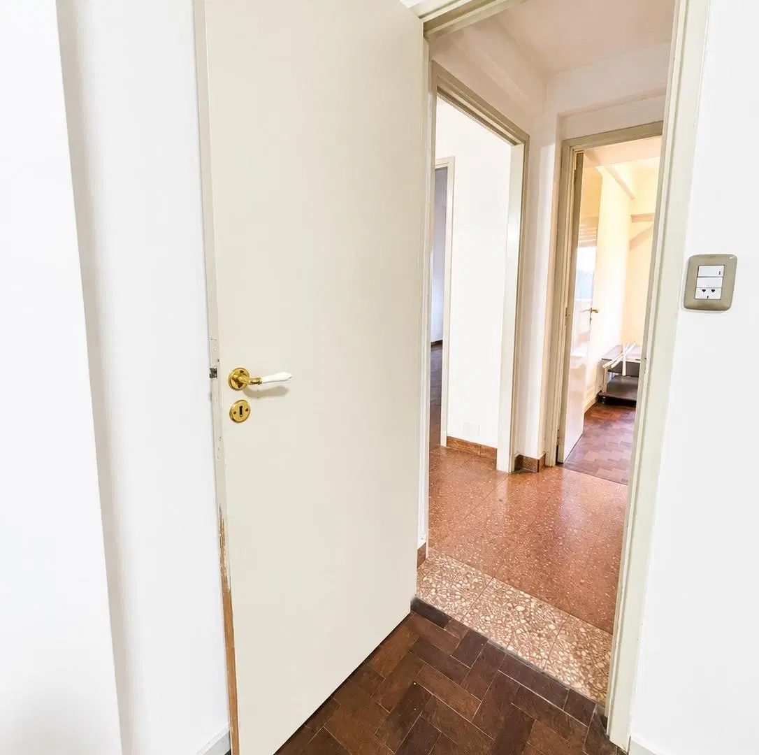3 AMB BALCON Y TERRAZA 1 ER PISO POR ESCALERA 5