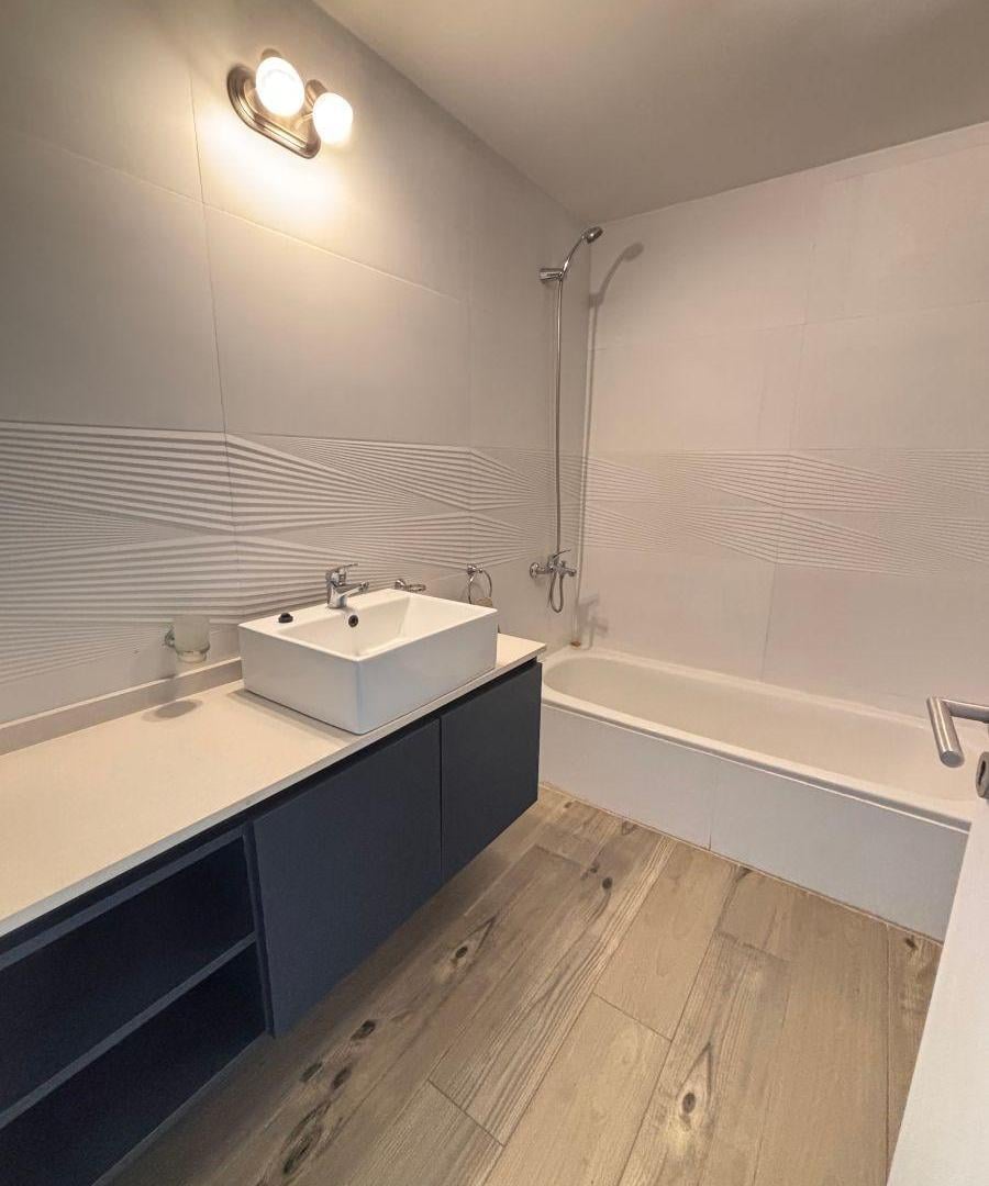 Foto de SEMIPISO 2 AMB 55 M2 VESTIDOR BALCON CATEGORIA, imagen 5
