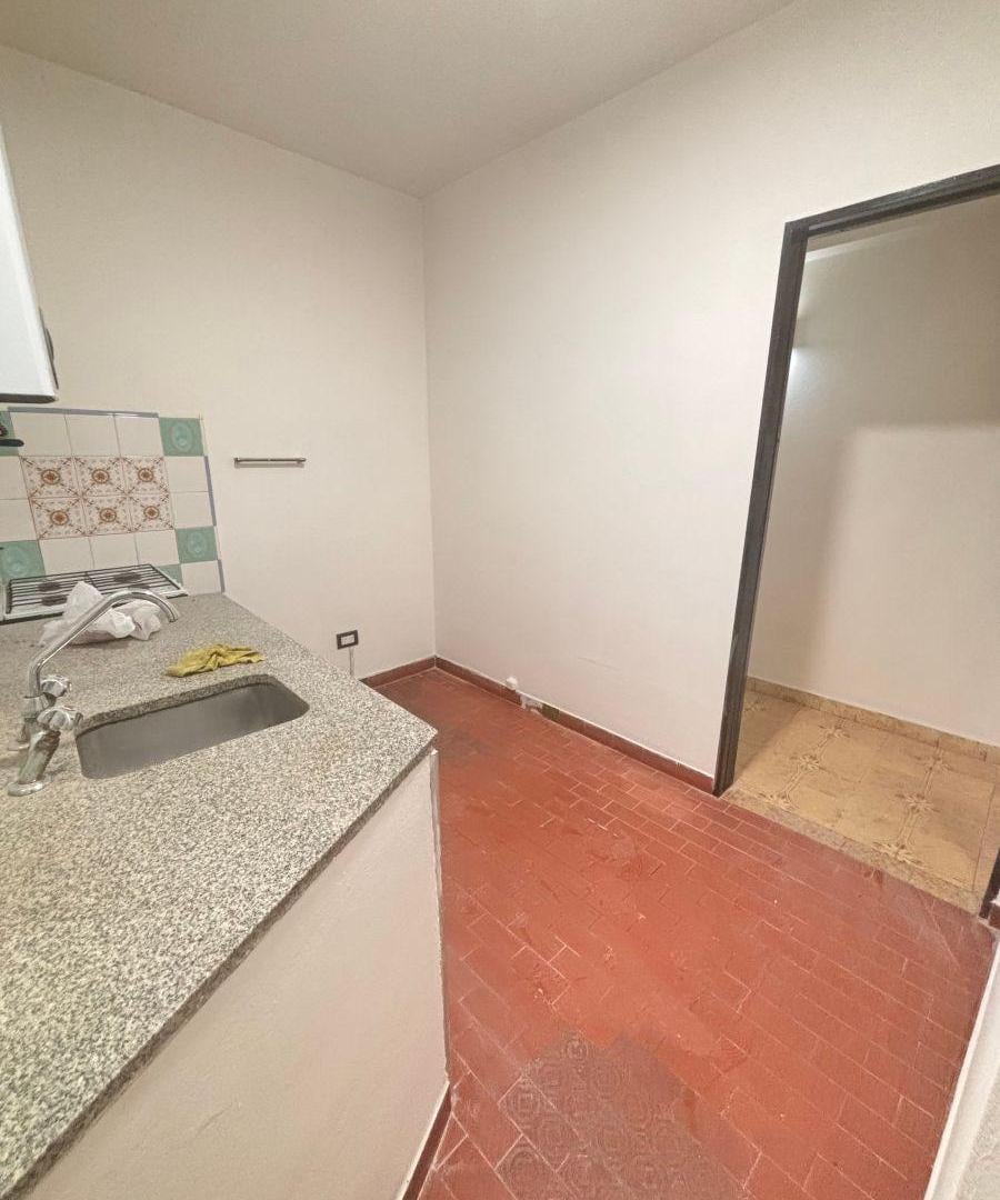 Foto de T/CASA AMPLIO 3 AMB 2 BAÑOS PATIO S/GASTOS DE EXPENSAS, imagen 5