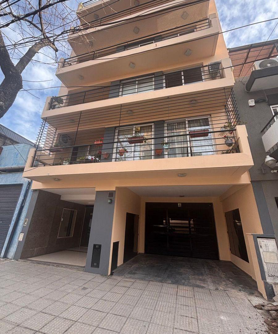 Foto de 1 AMB AMPLIO CONTRAFRENTE BALCON A 300 MTS DEL CENTRO COMERCIAL JONTE, imagen 2
