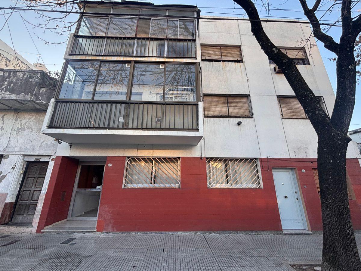 a pasos Metrobús 2 amb cocina living dormitorio lavadero