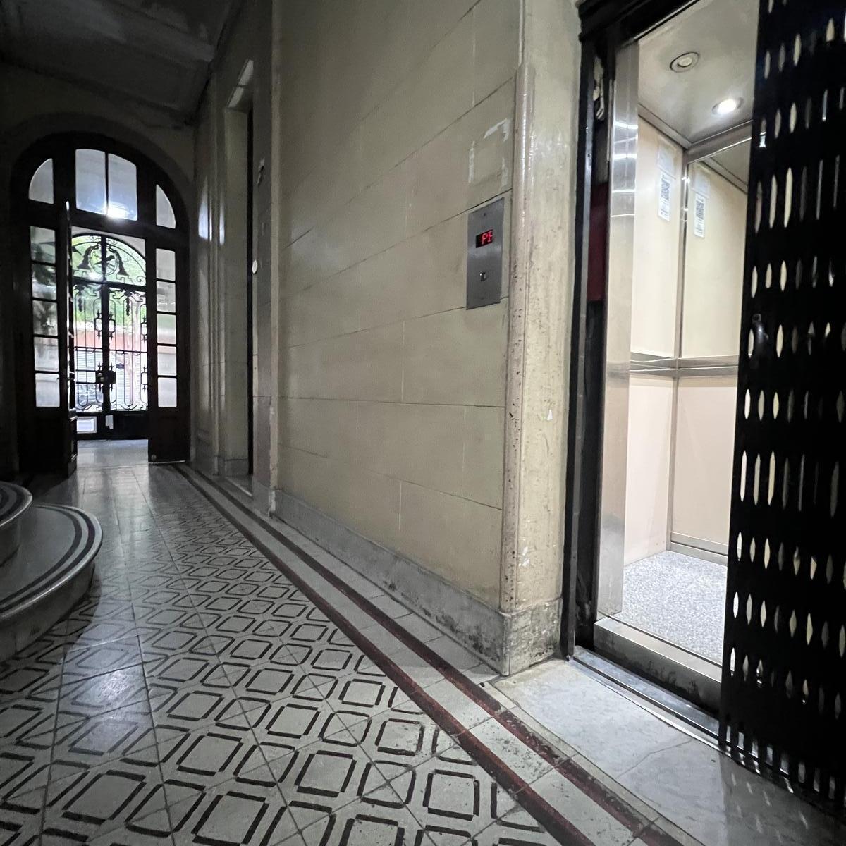 Departamento en Venta en Congreso 3 Cómodos Ambientes Apto Profesional. Impecable Estado! Apto Crédi 4