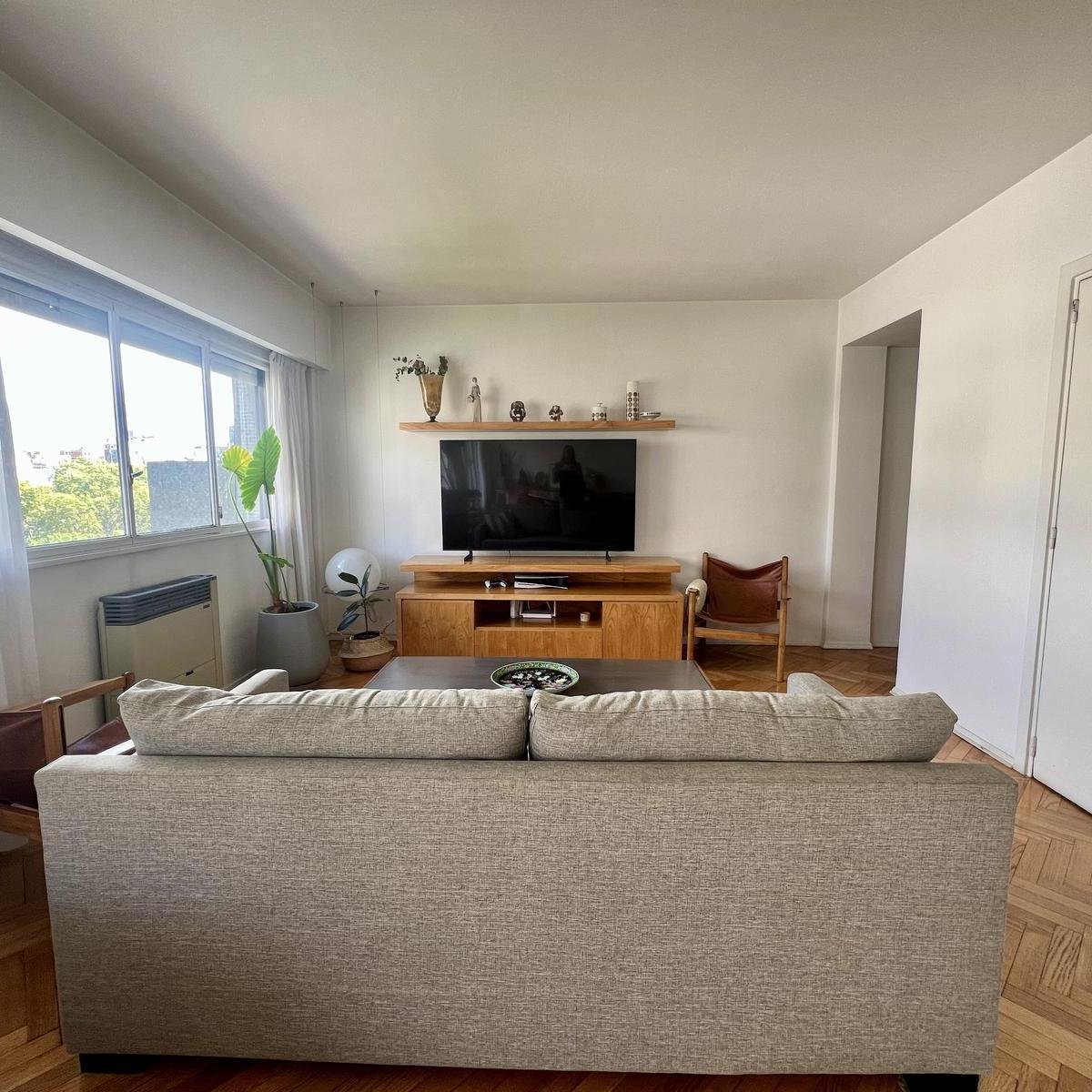 Departamento en Venta Belgrano 2 Dorm. Más Dependencia, Muy Amplio, Regia Vista, Completamente 1
