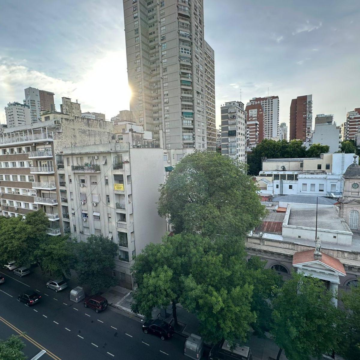 Departamento en Venta Belgrano 2 Dorm. Más Dependencia, Muy Amplio, Regia Vista, Completamente 5