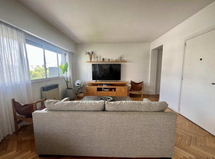 Departamento en venta Belgrano 2 dormitorios más dependencia, muy amplio, regia vista, completamente 4