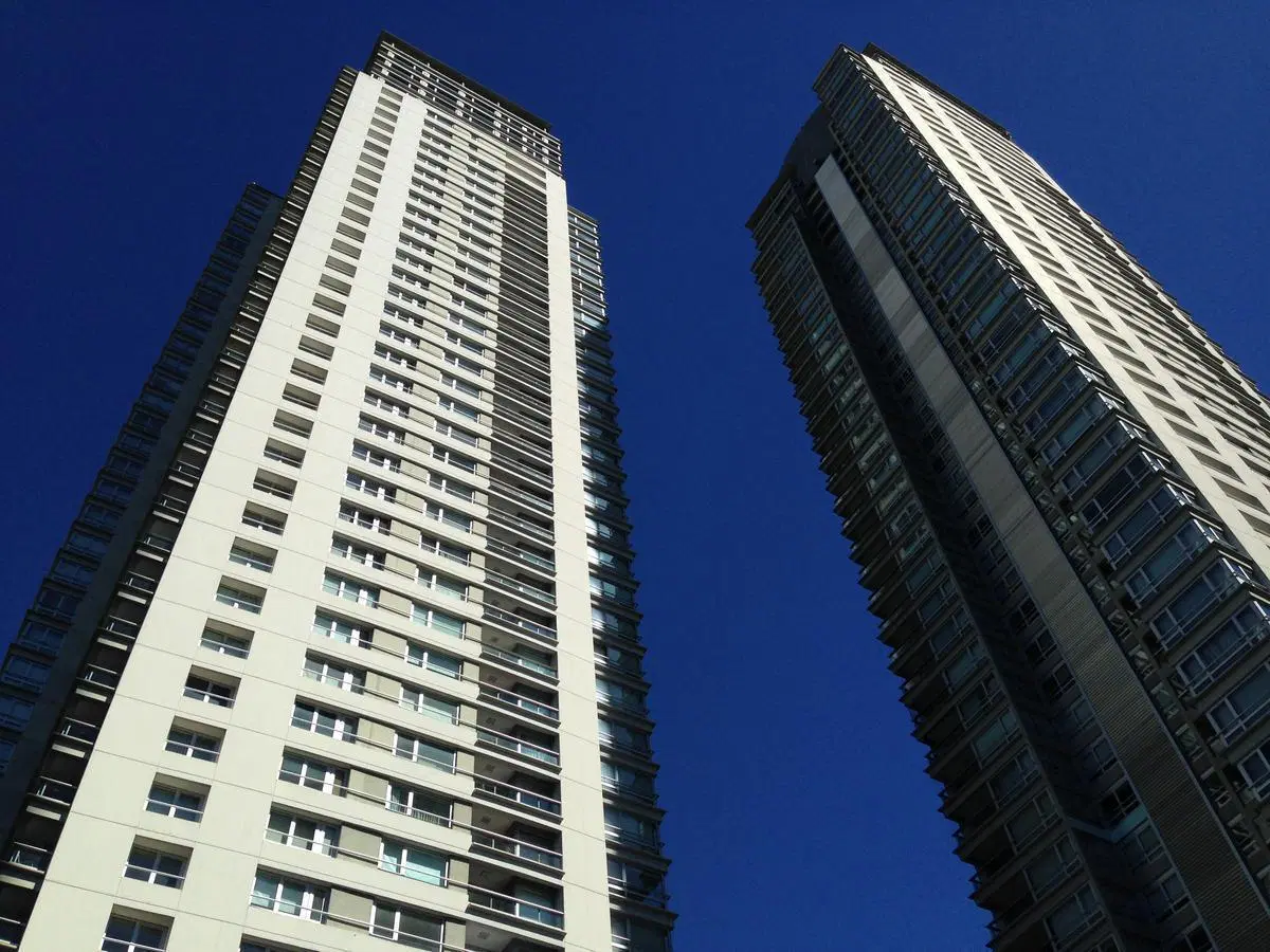 Venta departamento 3 ambientes en complejo Le Parc Puerto Madero 4