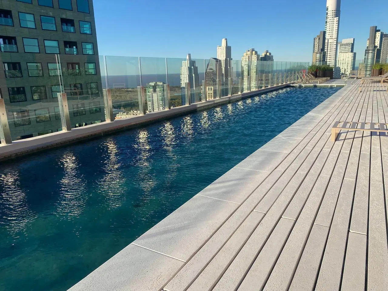Departamento en Alquiler 2 Ambientes a estrenar Quartier Del Bajo Cochera fija 4