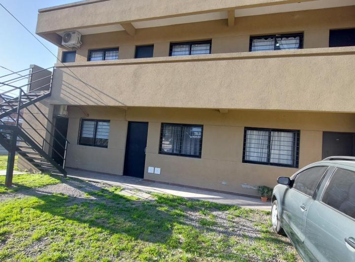 Venta de departamento central en complejo en San Miguel 1