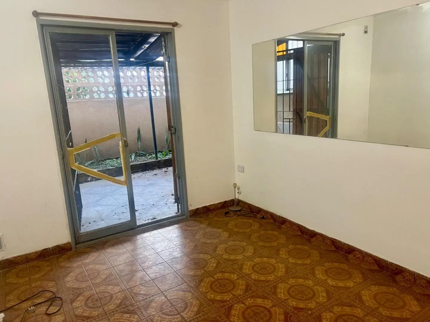 VENTA DE DEPARTAMENTO 2 AMB CON PATIO AMPLIO EN SAN MIGUEL 4