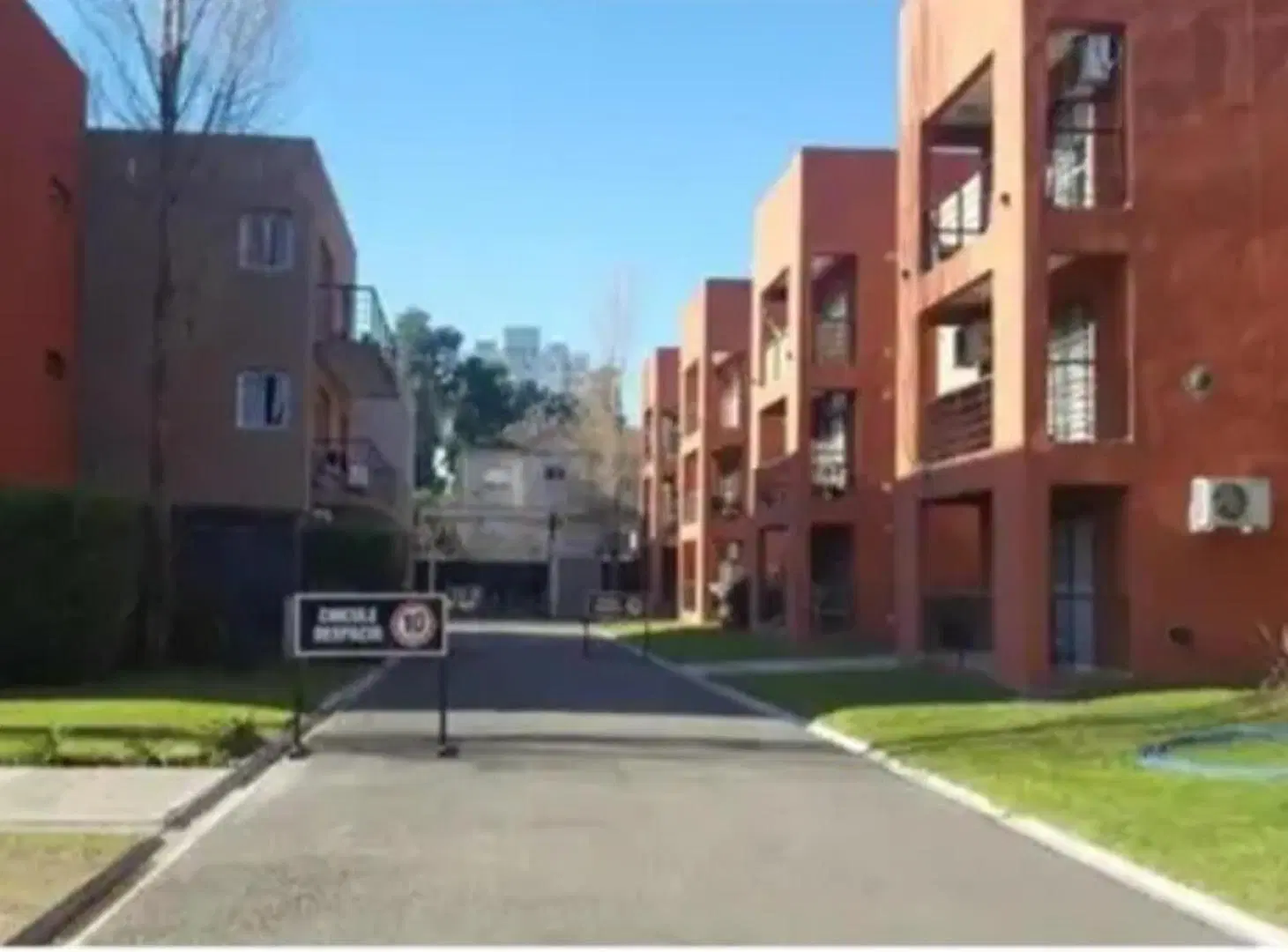 VENTA monoambiente con balcon pileta y seguridad Planta Baja 5