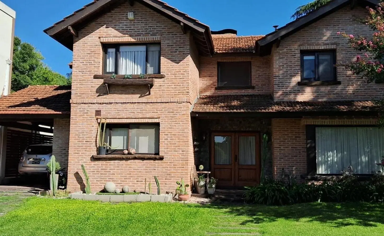 VENTA CASA CUATRO AMBIENTES EN MUÑIZ- EN BARRIO CERRADO 3