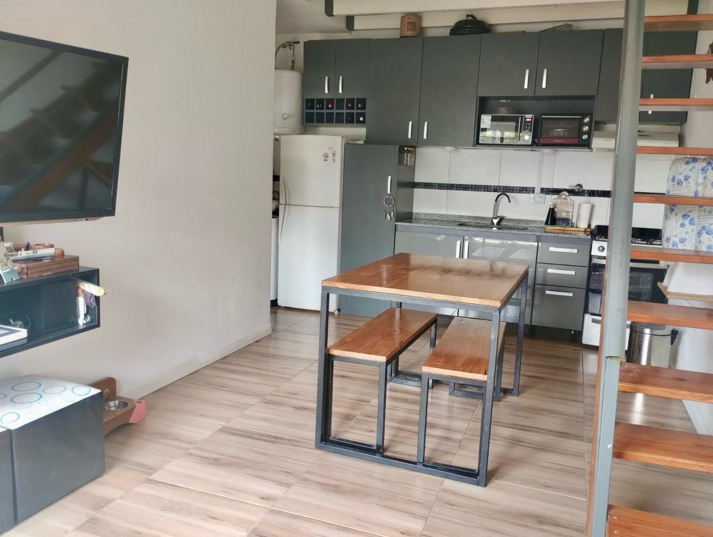 Foto de DEPARTAMENTO 2 AMBIENTES CON ENTRE PISO, imagen 3