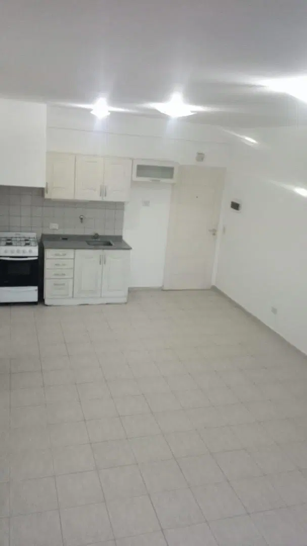 VENTA DEPARTAMENTO MONOAMBIENTE EN BARCELONA V 3